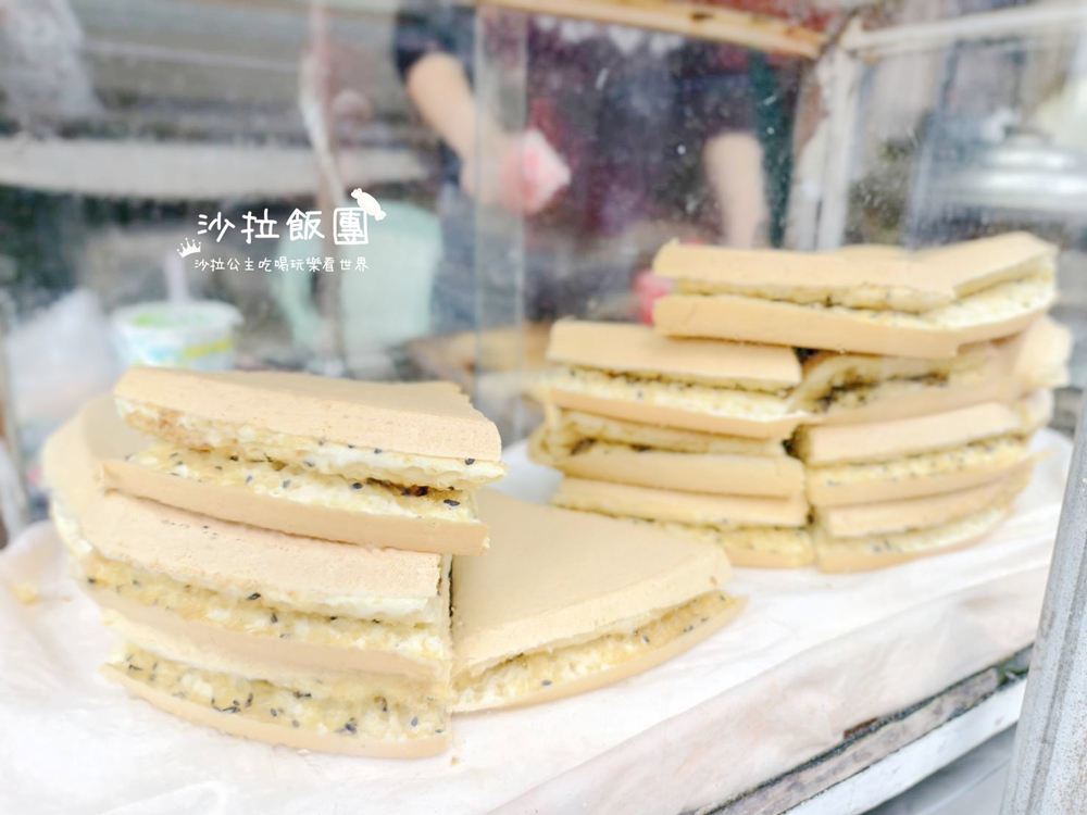 頭城美食40年老店『頭城米糕煎』剛起鍋最好吃