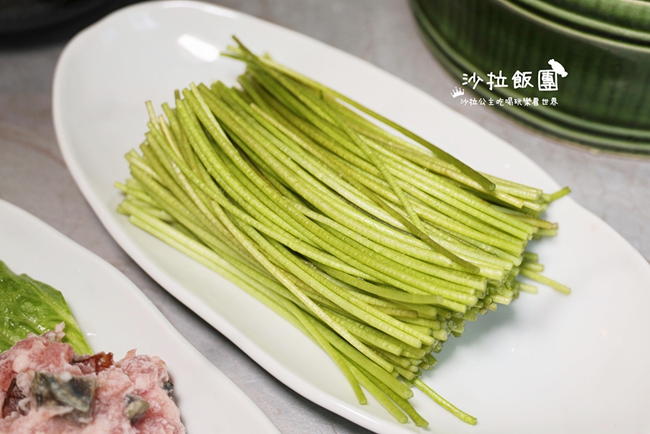 台北中山火鍋『九寨十鍋』四川麻辣火鍋，用餐不限時，有包廂