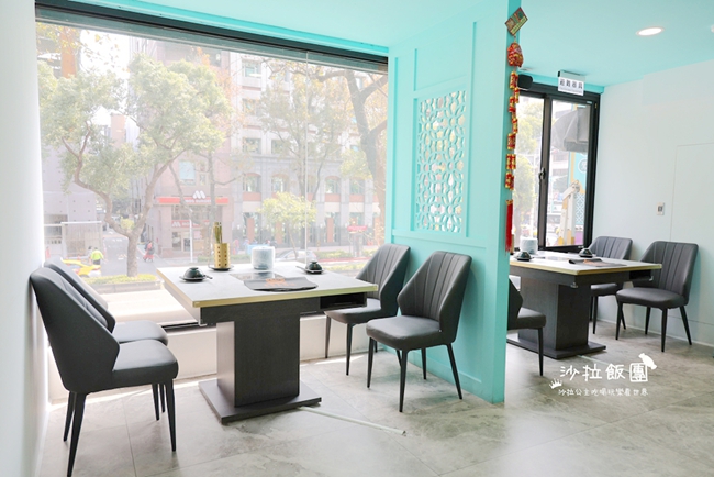 台北中山火鍋『九寨十鍋』四川麻辣火鍋，用餐不限時，有包廂