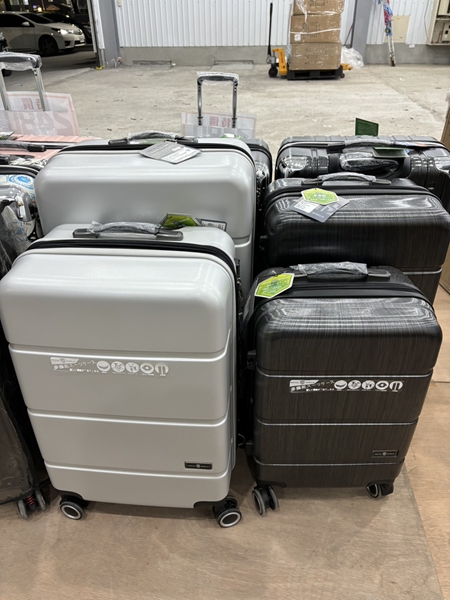 高雄大樹行李箱特賣會，工廠直營廠拍最低990元起