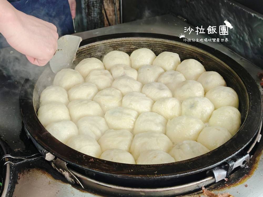 士林劍潭排隊美食『劍潭蔥油餅』爆汁蘿蔔絲餅 6 士林劍潭排隊美食『劍潭蔥油餅』爆汁蘿蔔絲餅