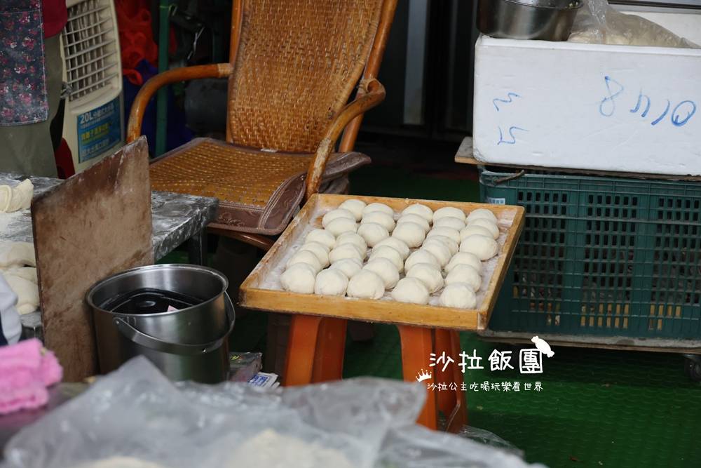 士林劍潭排隊美食『劍潭蔥油餅』爆汁蘿蔔絲餅 7 士林劍潭排隊美食『劍潭蔥油餅』爆汁蘿蔔絲餅