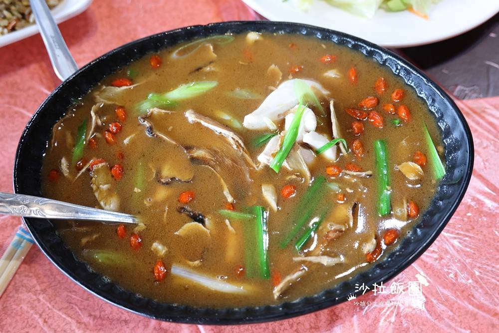 宜蘭礁溪美食『塭底烤魚』鹽烤魚、熱炒、白飯免費,有停車場 16 宜蘭礁溪美食『塭底烤魚』鹽烤魚、熱炒、白飯免費,有停車場