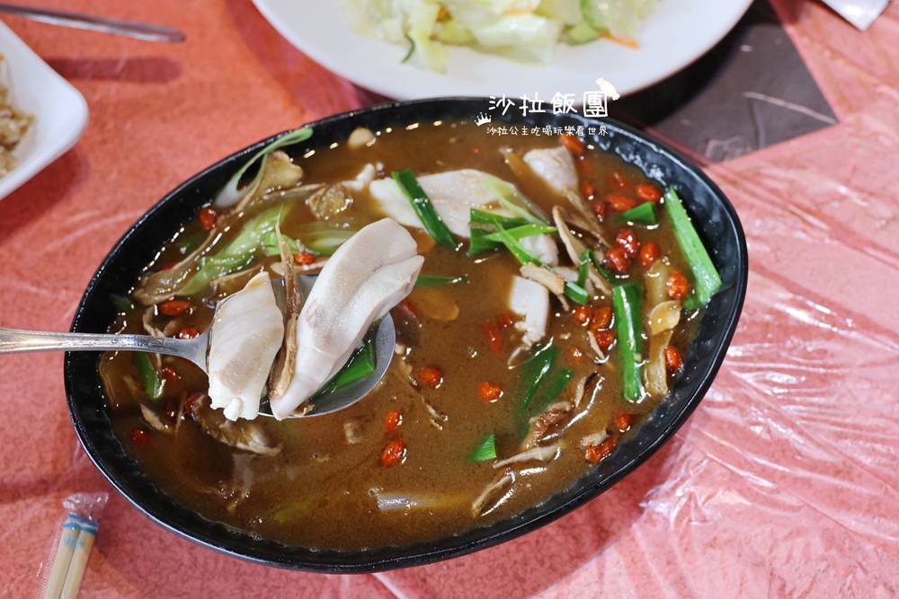 宜蘭礁溪美食『塭底烤魚』鹽烤魚、熱炒、白飯免費,有停車場 17 宜蘭礁溪美食『塭底烤魚』鹽烤魚、熱炒、白飯免費,有停車場