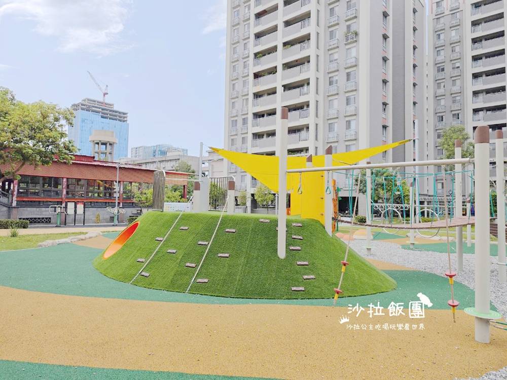 北投景點『軟橋公園』鄰里間寧靜小公園、虎爺溜滑梯
