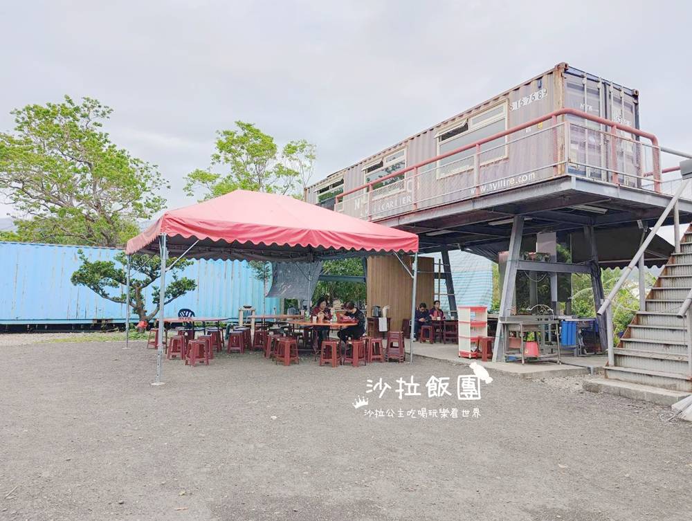 宜蘭頭城泡麵土地公廟，來拜拜順便吃泡麵