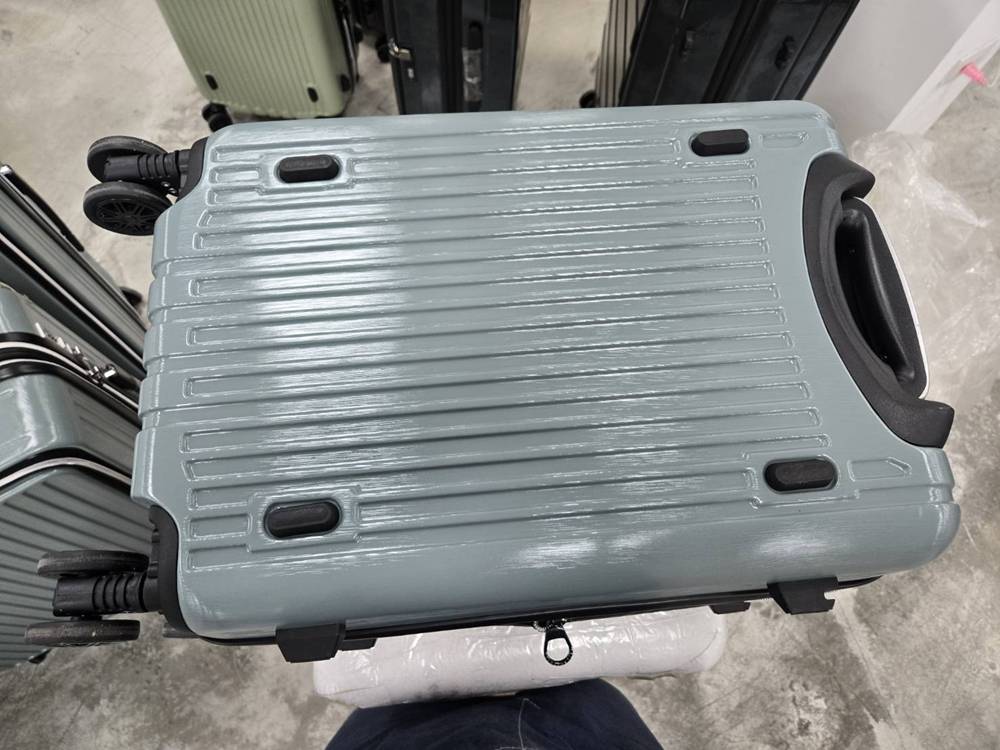 【彰化秀水行李箱特賣會】行李箱最低990元起，胖胖箱、前開式行李箱、包包