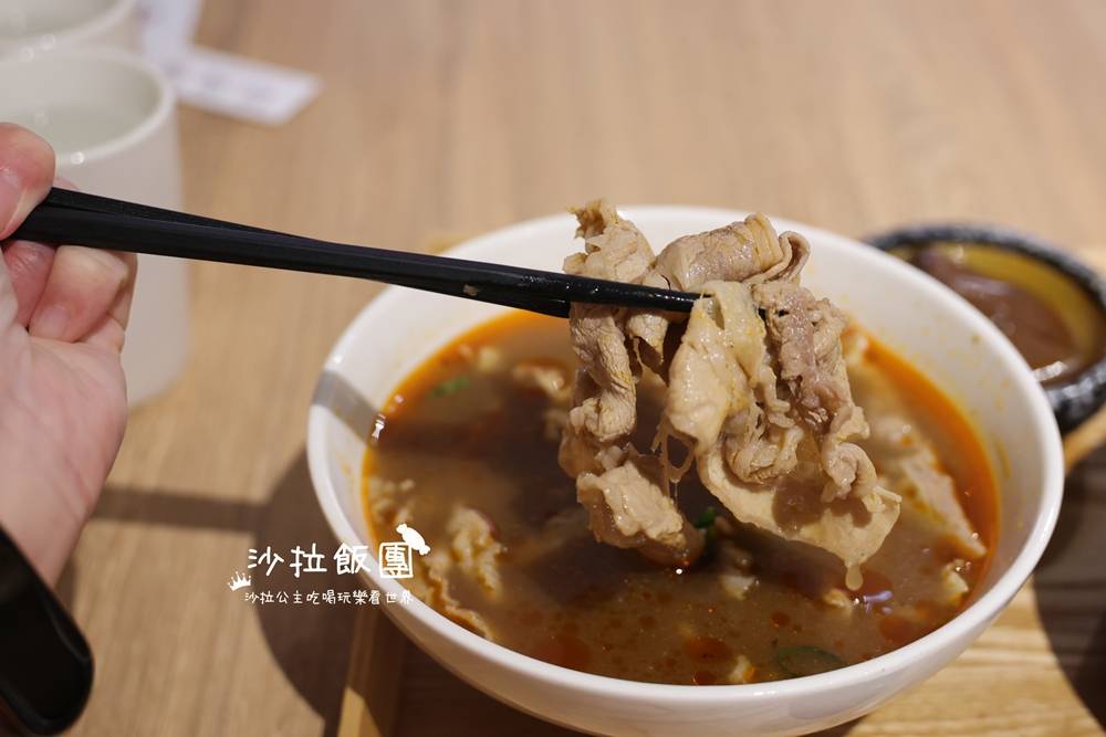 北車美食『大師兄銷魂麵鋪K區地下街店』生意一直很好 7 北車美食『大師兄銷魂麵鋪K區地下街店』生意一直很好