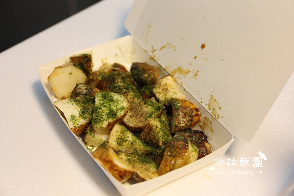 士林夜市地下美食街35間台味小吃，冷氣有強