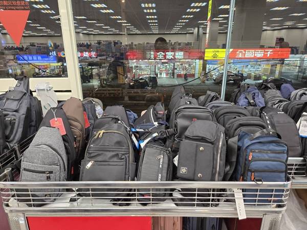 【彰化秀水行李箱特賣會】行李箱最低990元起，胖胖箱、前開式行李箱、包包
