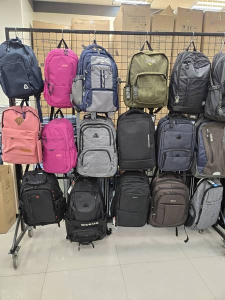 【彰化秀水行李箱特賣會】行李箱最低990元起，胖胖箱、前開式行李箱、包包