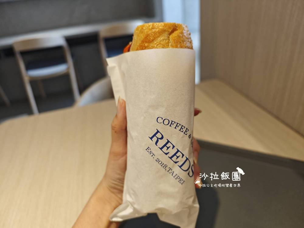 士林不限時咖啡『REEDS PIZZERIA COFFEE 士林店』麵包、沙拉