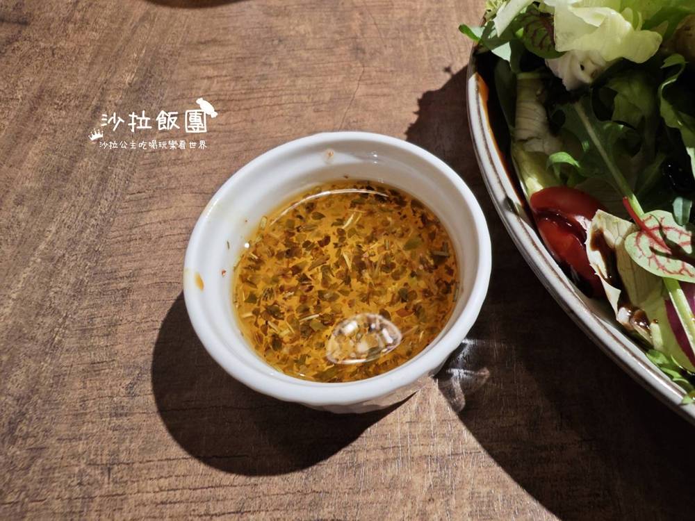 士林劍潭早午餐『HI MATE 』不限時早午餐，寵物友善、菜單