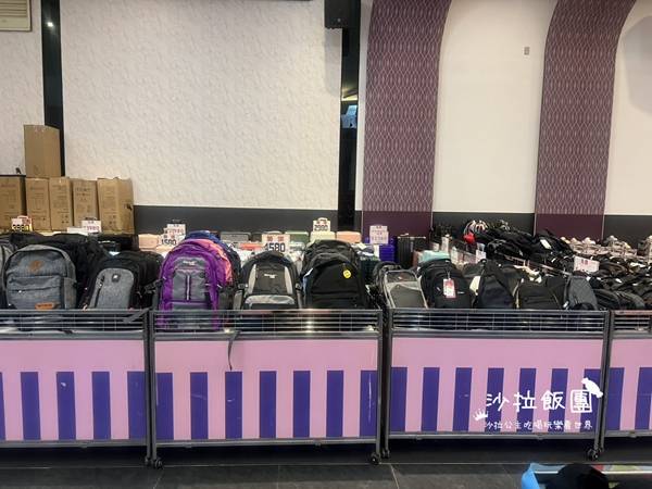 【嘉義西區行李箱特賣會】行李箱最低990元起,胖胖箱、前開式行李箱、包包 20 【嘉義西區行李箱特賣會】行李箱最低990元起,胖胖箱、前開式行李箱、包包