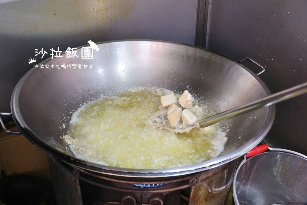 士林夜市美食『一派胡塩酵素臭豆腐(士林可愛店）』