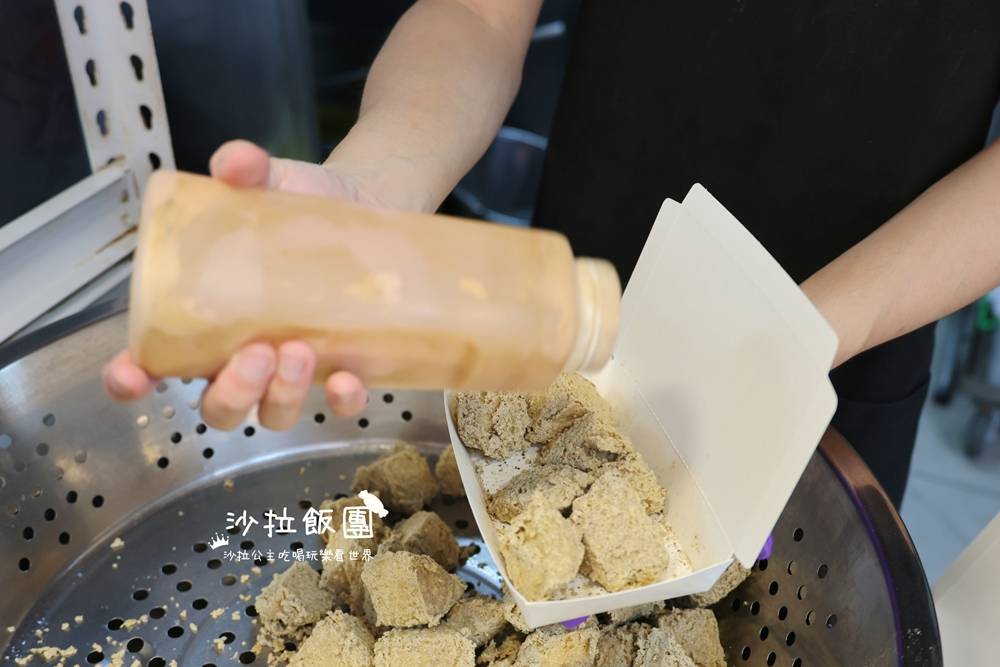 士林夜市美食『一派胡塩酵素臭豆腐(士林可愛店）』