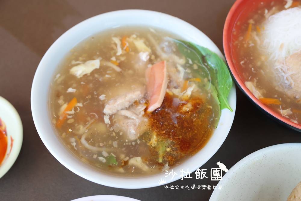 宜蘭美食『韓國沙茶魷魚焿』宜蘭老店、肉粽