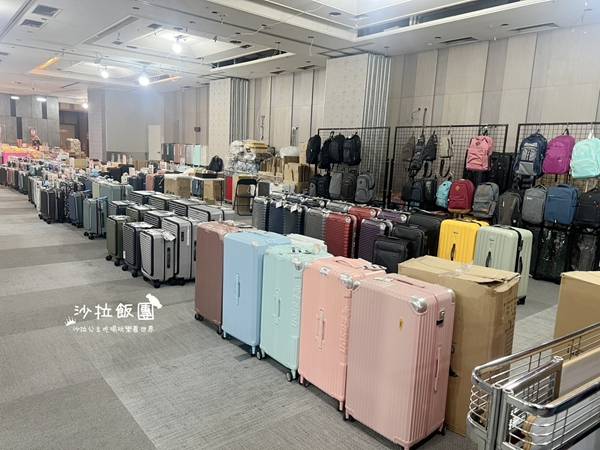 台中豐原行李箱特賣會,工廠直營廠拍,最低990元,後背包、胖胖箱、前開式行李箱 1 台中豐原行李箱特賣會,工廠直營廠拍,最低990元,後背包、胖胖箱、前開式行李箱