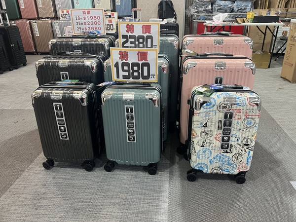 台中豐原行李箱特賣會,工廠直營廠拍,最低990元,後背包、胖胖箱、前開式行李箱 18 台中豐原行李箱特賣會,工廠直營廠拍,最低990元,後背包、胖胖箱、前開式行李箱