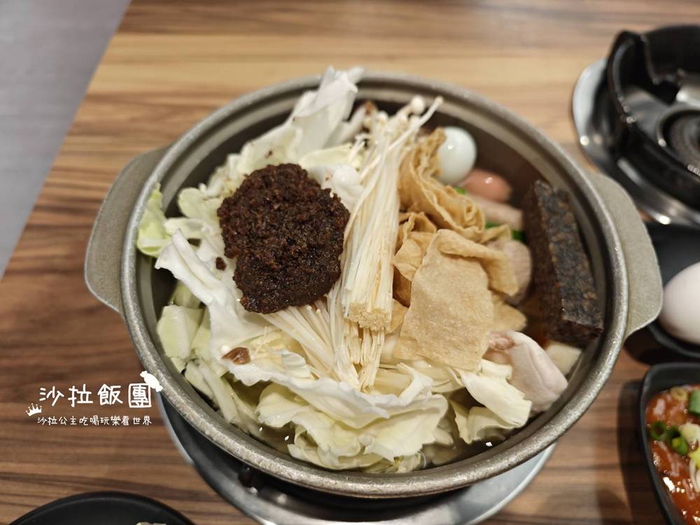 士林夜市新開幕『惡鍋小火鍋』附餐、飲料喝到飽 8 士林夜市新開幕『惡鍋小火鍋』附餐、飲料喝到飽