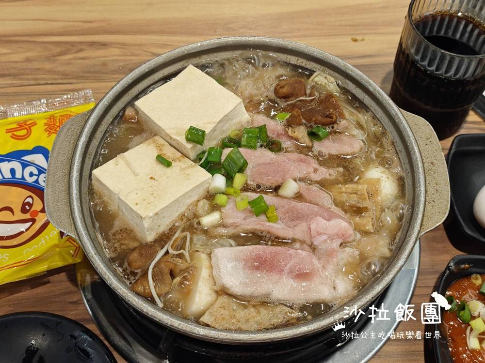 士林夜市新開幕『惡鍋小火鍋』附餐、飲料喝到飽 12 士林夜市新開幕『惡鍋小火鍋』附餐、飲料喝到飽