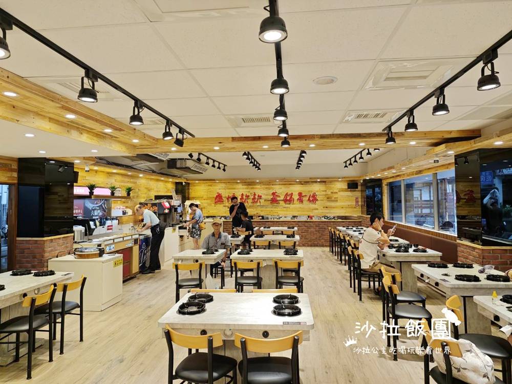 北投火鍋『六扇門時尚鍋物-北投懷德店』副餐、飲料吃到飽 4 北投火鍋『六扇門時尚鍋物-北投懷德店』副餐、飲料吃到飽