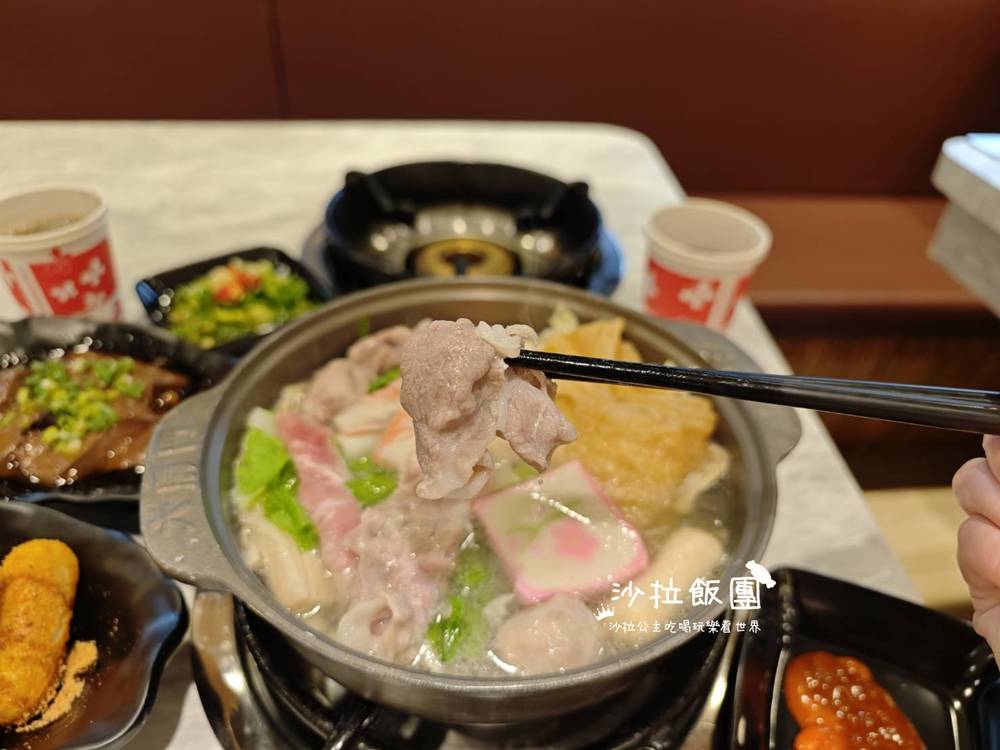 北投火鍋『六扇門時尚鍋物-北投懷德店』副餐、飲料吃到飽 30 北投火鍋『六扇門時尚鍋物-北投懷德店』副餐、飲料吃到飽