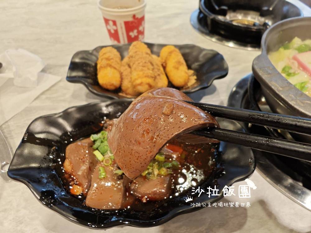 北投火鍋『六扇門時尚鍋物-北投懷德店』副餐、飲料吃到飽 36 北投火鍋『六扇門時尚鍋物-北投懷德店』副餐、飲料吃到飽