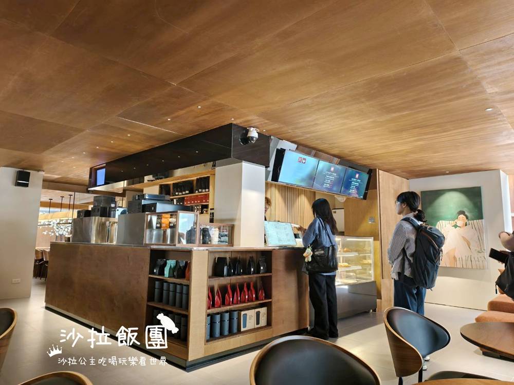士林芝山咖啡廳『CE LIB-RARY 天母店』不限時辦公送美式咖啡喝到飽
