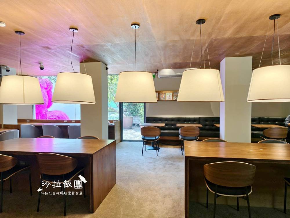 士林芝山咖啡廳『CE LIB-RARY 天母店』不限時辦公送美式咖啡喝到飽