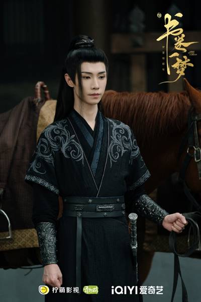 劉宇寧聲勢正旺再接《書卷一夢》首播火速登冠，反套路穿越喜劇爆紅熱播