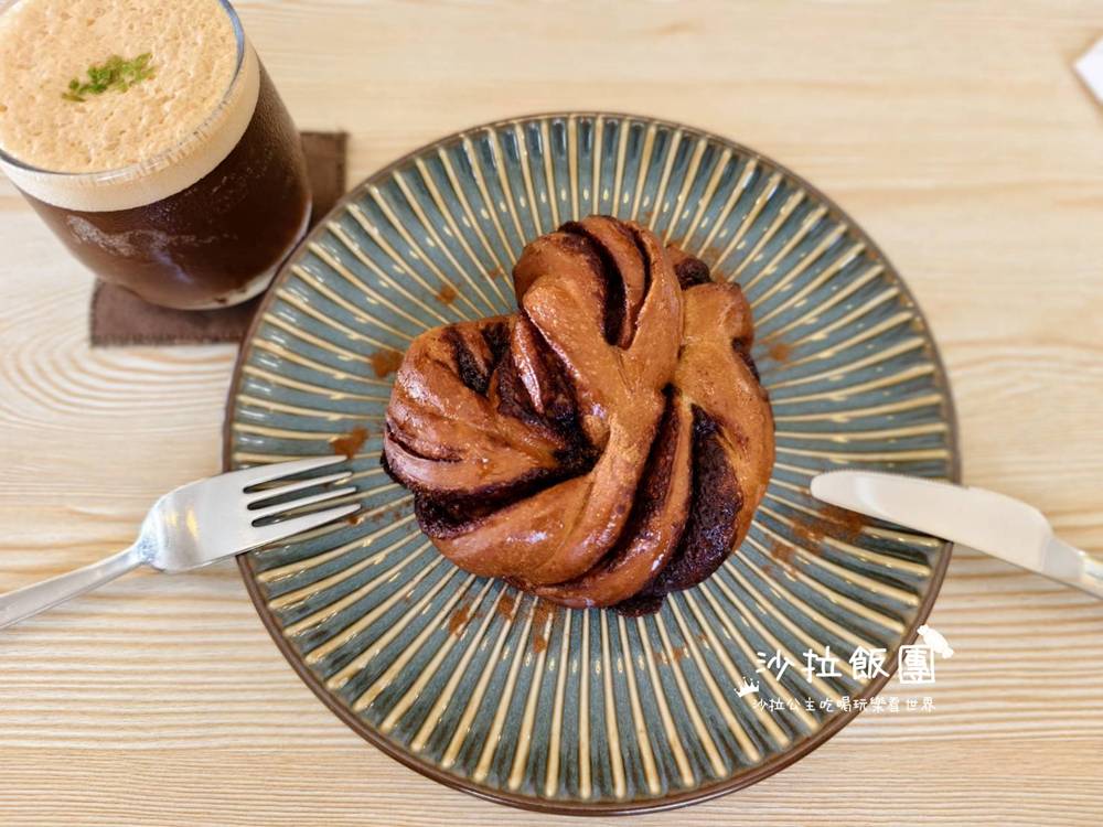 士林芝山咖啡廳『R．U COFFEE』好吃肉桂捲