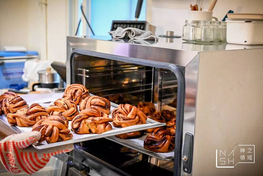 士林芝山咖啡廳『R．U COFFEE』好吃肉桂捲