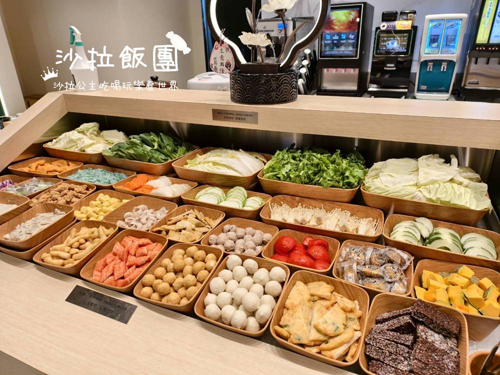 士林火鍋新開幕『築間鍋物士林承德店』自助吧無限供應