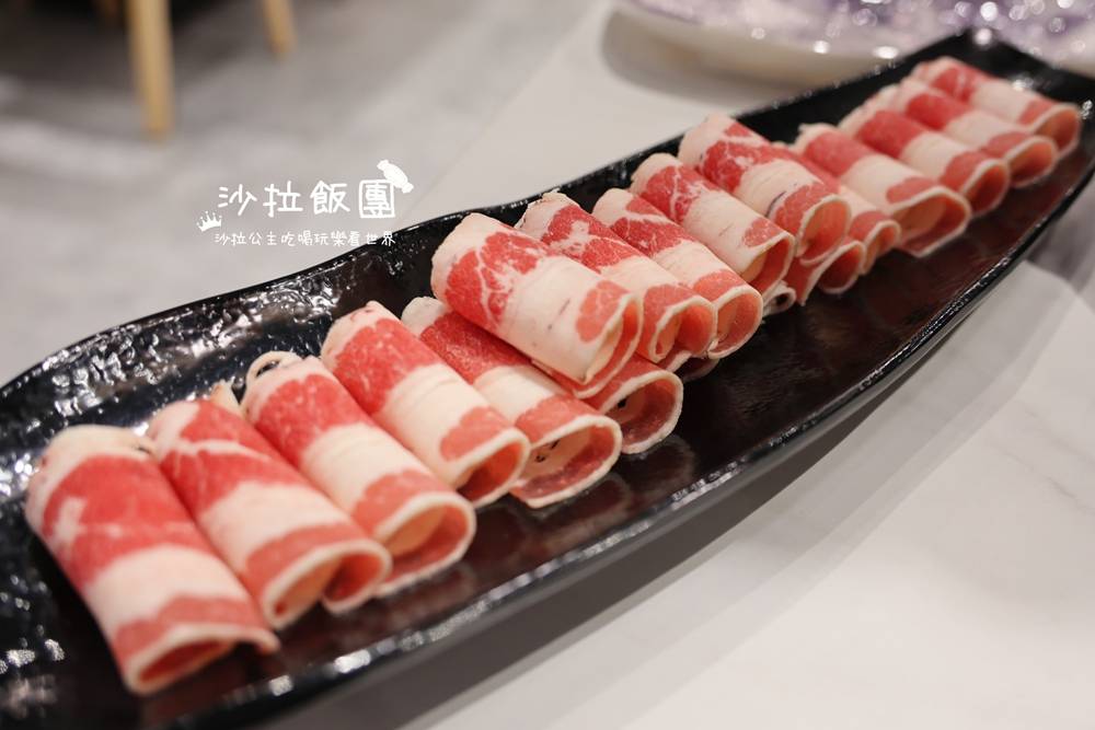 士林火鍋新開幕『築間鍋物士林承德店』自助吧無限供應