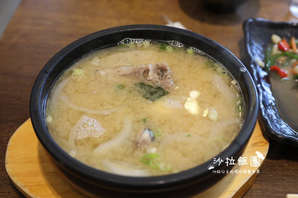 蘇澳美食『食令鮮魚湯店』南方澳漁船配合直送