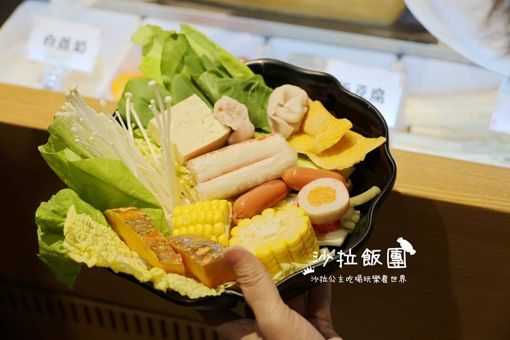 大同圓山美食『丰明殿圓山店』自助蔬菜吧，開鍋送限量三點蟹