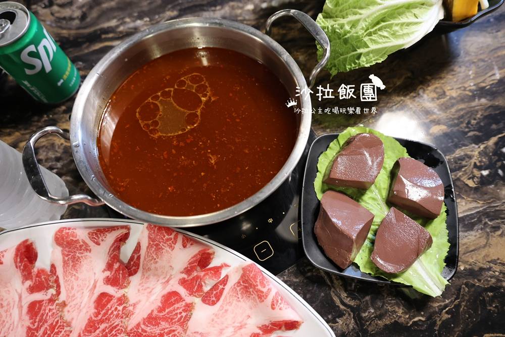 大同圓山美食『丰明殿圓山店』自助蔬菜吧，開鍋送限量三點蟹