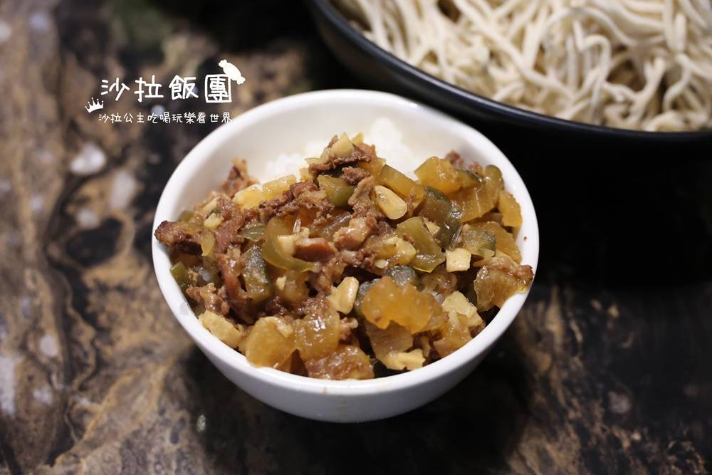 大同圓山美食『丰明殿圓山店』自助蔬菜吧，開鍋送限量三點蟹