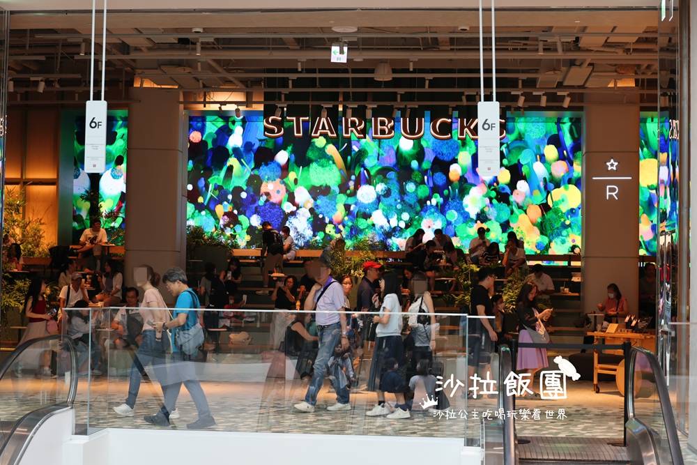 全台最大星巴克，千坪星巴克門市進駐Dream Plaza