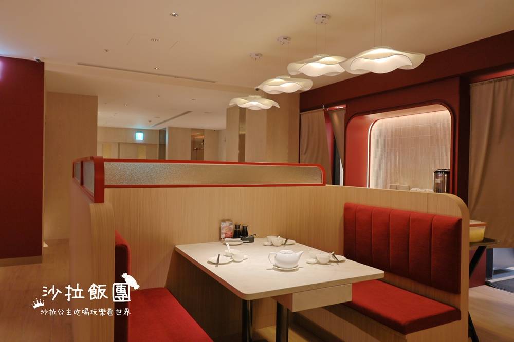 信義美食『漢來上海湯包』五星主廚、皮薄多汁不多不少18摺小籠湯包