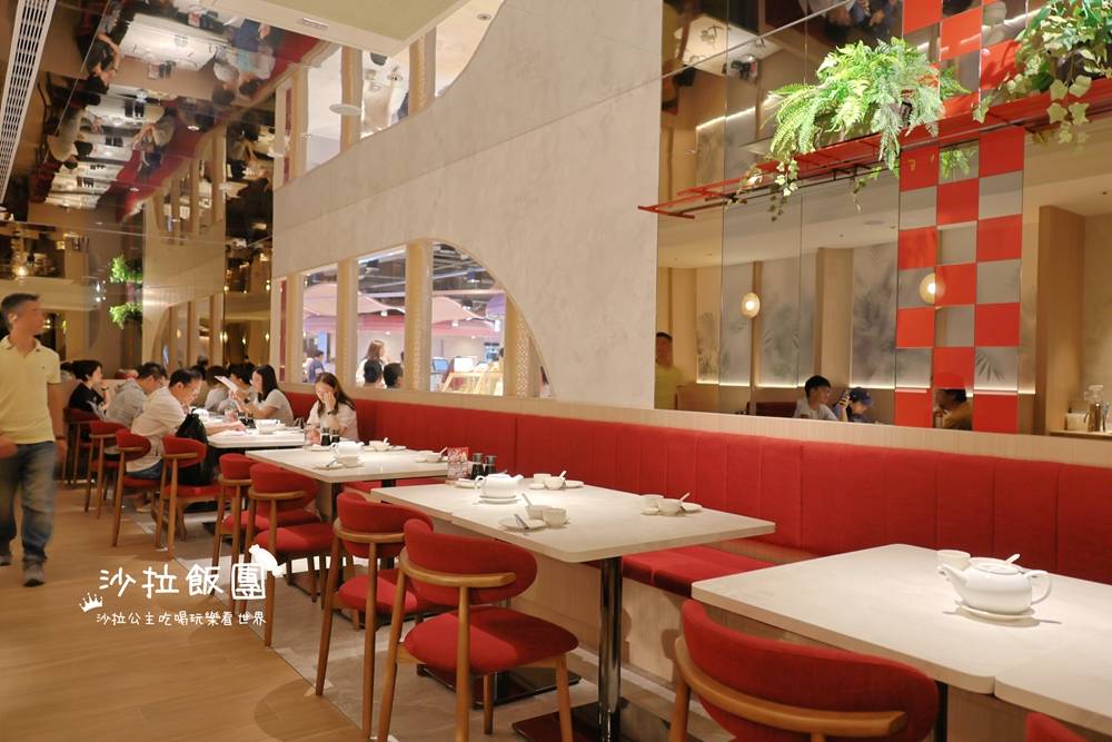 信義美食『漢來上海湯包』五星主廚、皮薄多汁不多不少18摺小籠湯包