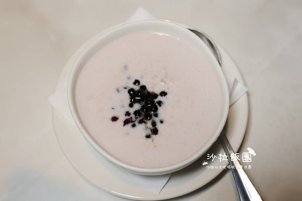 信義美食『漢來上海湯包』五星主廚、皮薄多汁不多不少18摺小籠湯包