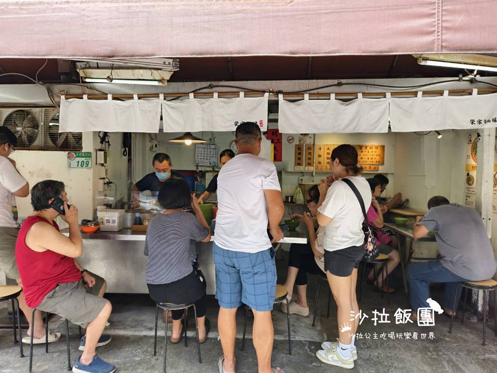 士林劍潭美食『劍潭榮宗麵線』平日生意也很好 3 士林劍潭美食『劍潭榮宗麵線』平日生意也很好