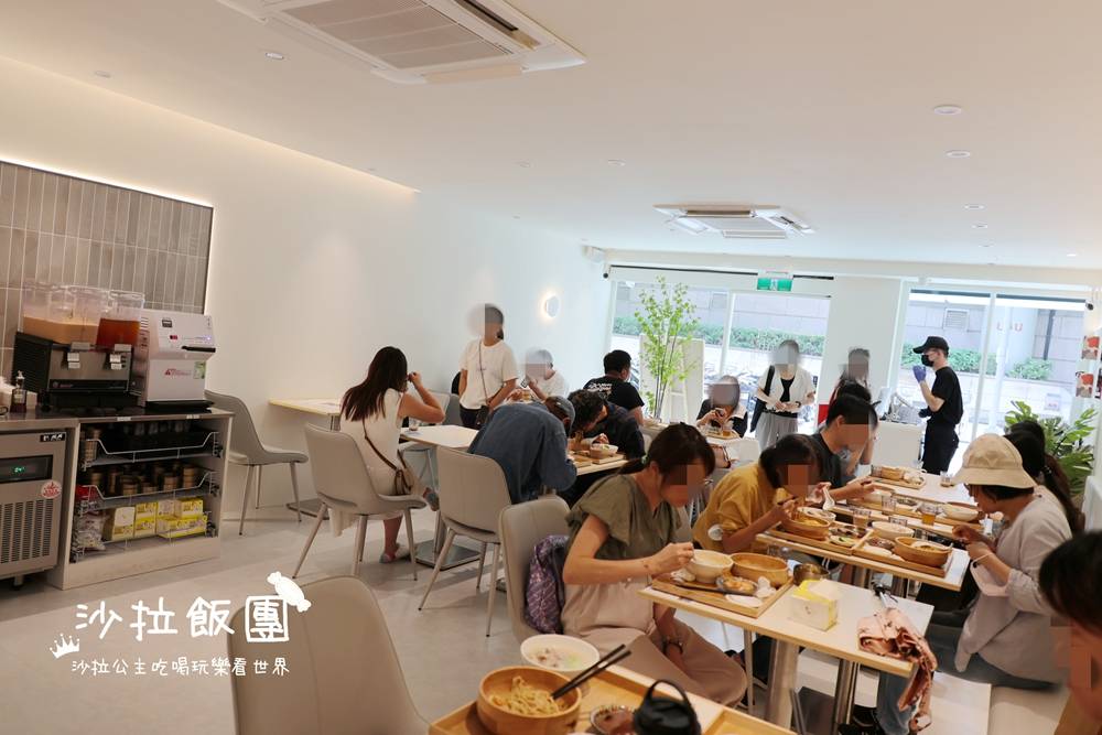 士林芝山美食『大師兄銷魂麵舖PLUS芝山店』甜湯、飲料、湯品無限續 3 士林芝山美食『大師兄銷魂麵舖PLUS芝山店』甜湯、飲料、湯品無限續