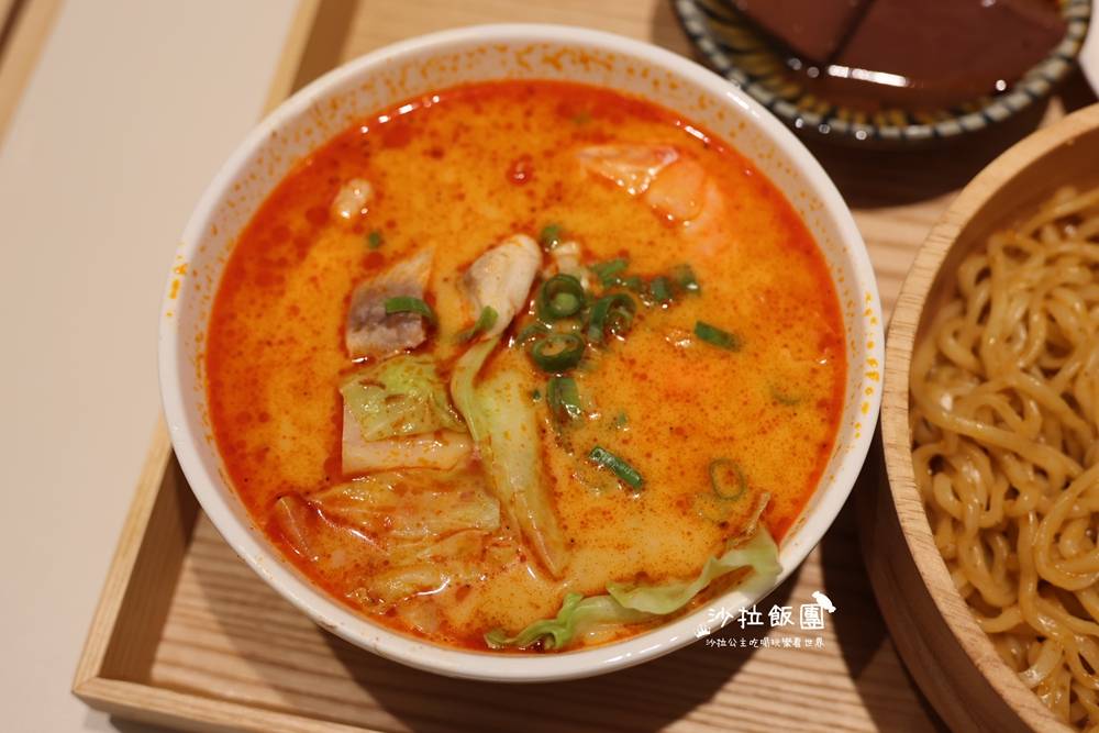 士林芝山美食『大師兄銷魂麵舖PLUS芝山店』甜湯、飲料、湯品無限續 12 士林芝山美食『大師兄銷魂麵舖PLUS芝山店』甜湯、飲料、湯品無限續