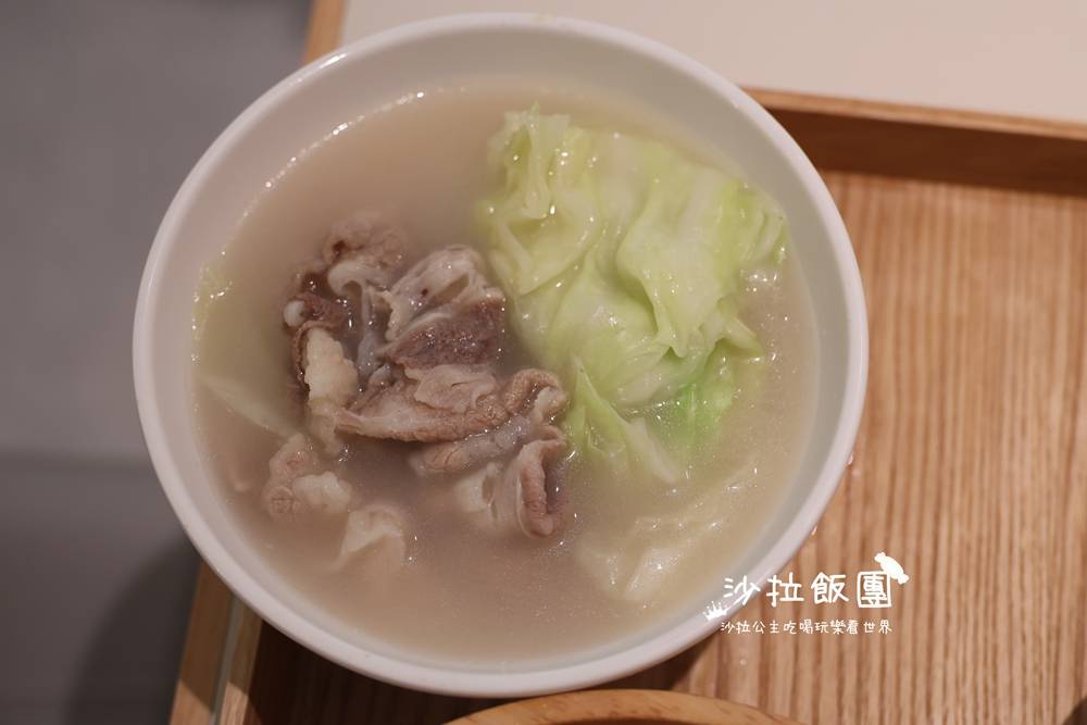 士林芝山美食『大師兄銷魂麵舖PLUS芝山店』甜湯、飲料、湯品無限續 20 士林芝山美食『大師兄銷魂麵舖PLUS芝山店』甜湯、飲料、湯品無限續