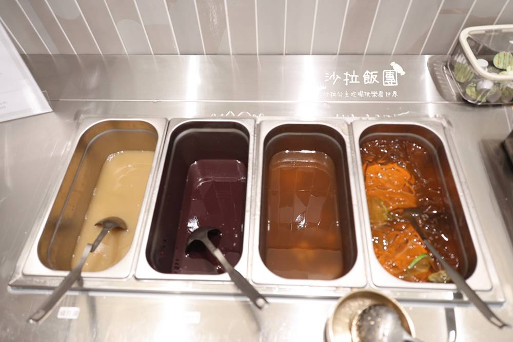 士林芝山美食『大師兄銷魂麵舖PLUS芝山店』甜湯、飲料、湯品無限續 24 士林芝山美食『大師兄銷魂麵舖PLUS芝山店』甜湯、飲料、湯品無限續