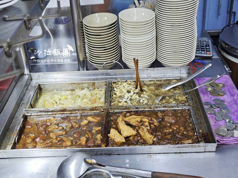 士林夜市美食『金龍焢肉飯』50年老店 5 士林夜市美食『金龍焢肉飯』50年老店