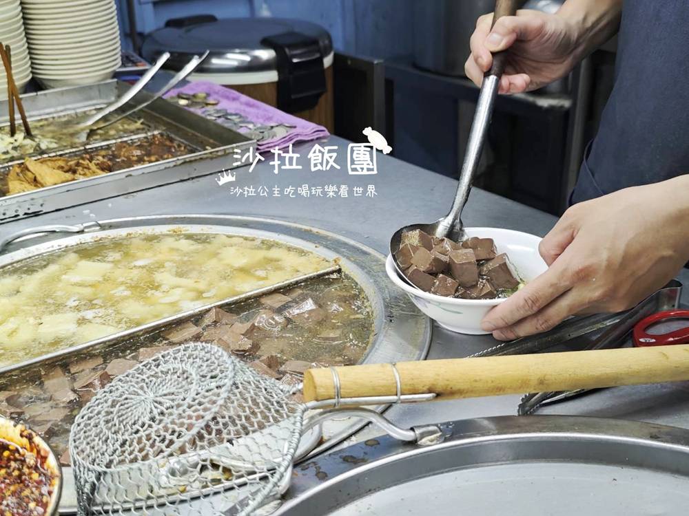 士林夜市美食『金龍焢肉飯』50年老店 9 士林夜市美食『金龍焢肉飯』50年老店